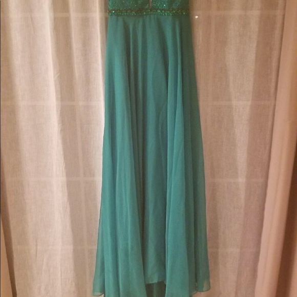 Sherri Hill prom dress - Picture 4 of 6